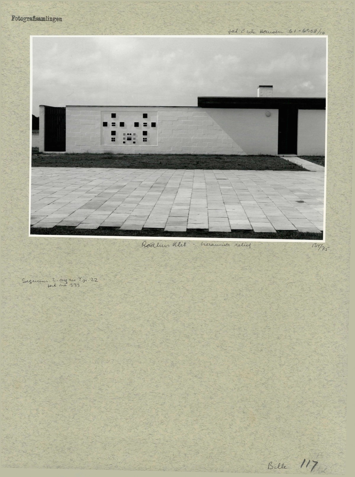 Ill. 10. Ejler Bille, udsmykning Feriebyen Rødhus Klit, 1961. Erik Hansen