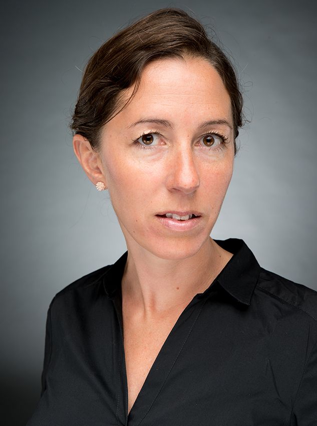 ANNE ROMME I AKADEMIET