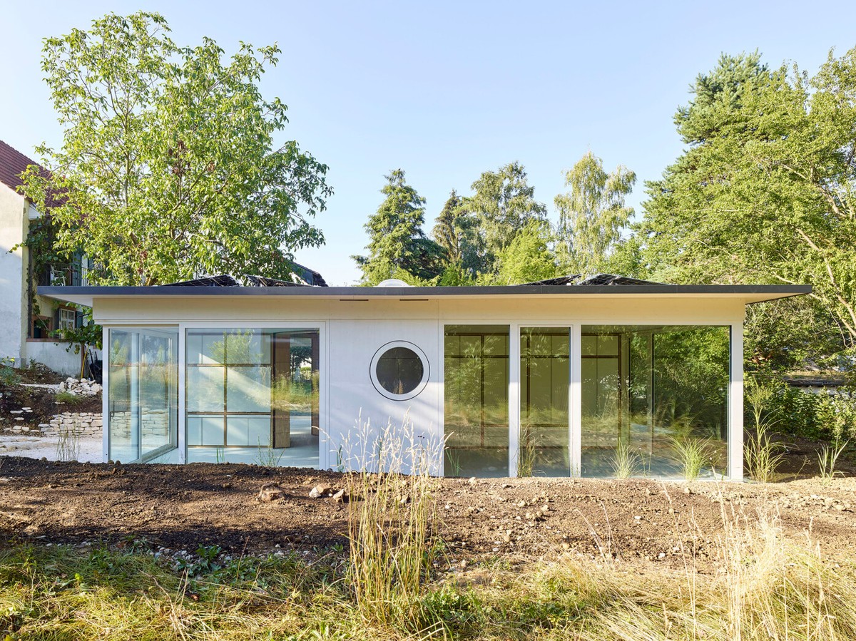 Ill. 8. Rahbaran Hürzeler Architekten, Movable House, Riehen, Exterior Perspective 03 (2018). Digital image by Weisswert, 2018.