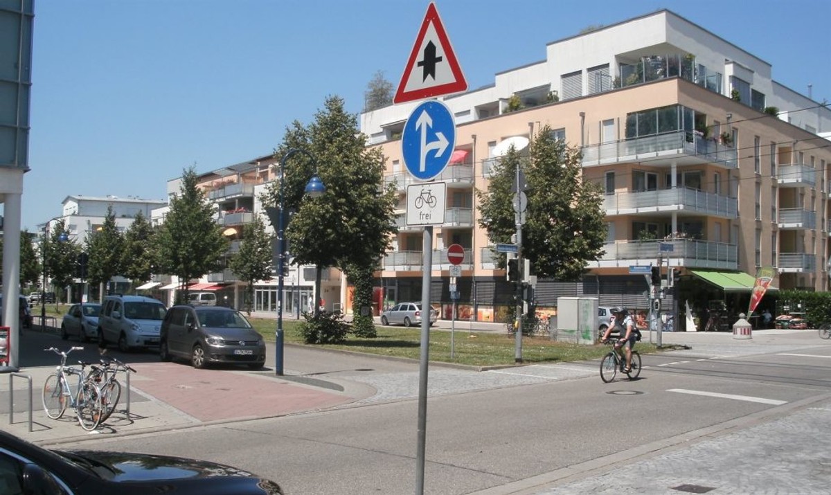 Ill. 4. Cycle infrastructure in Vauban. Photo: Glen Koorey.