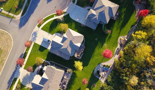 Why Invest in New York Real Estate: 7 Specific Attractions