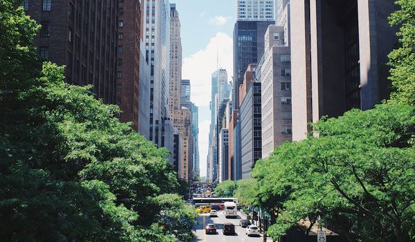 Moving Overseas to the United States: A Step-by-Step Planning Guide