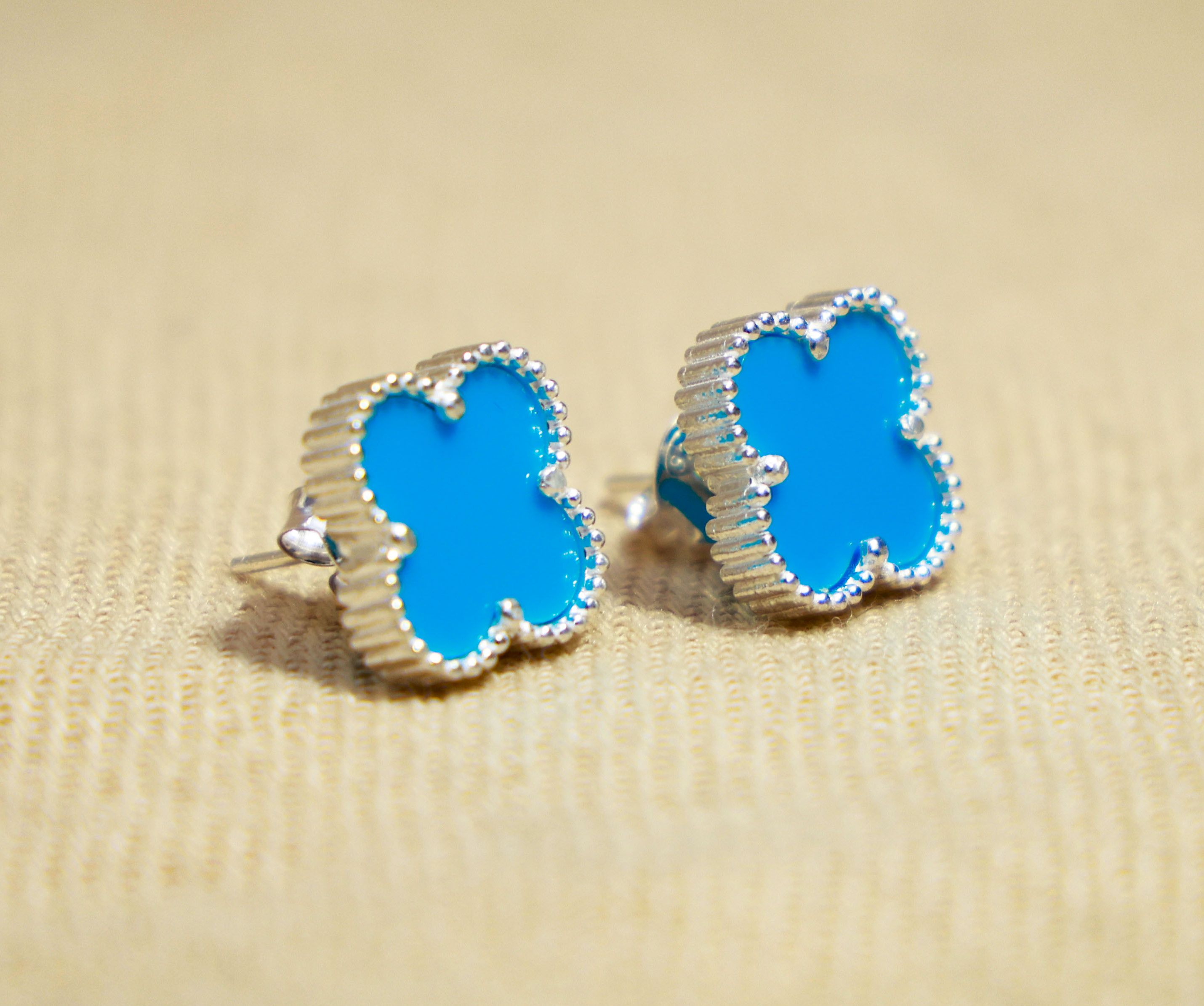 Aro plata 925 flor celeste - Código K463