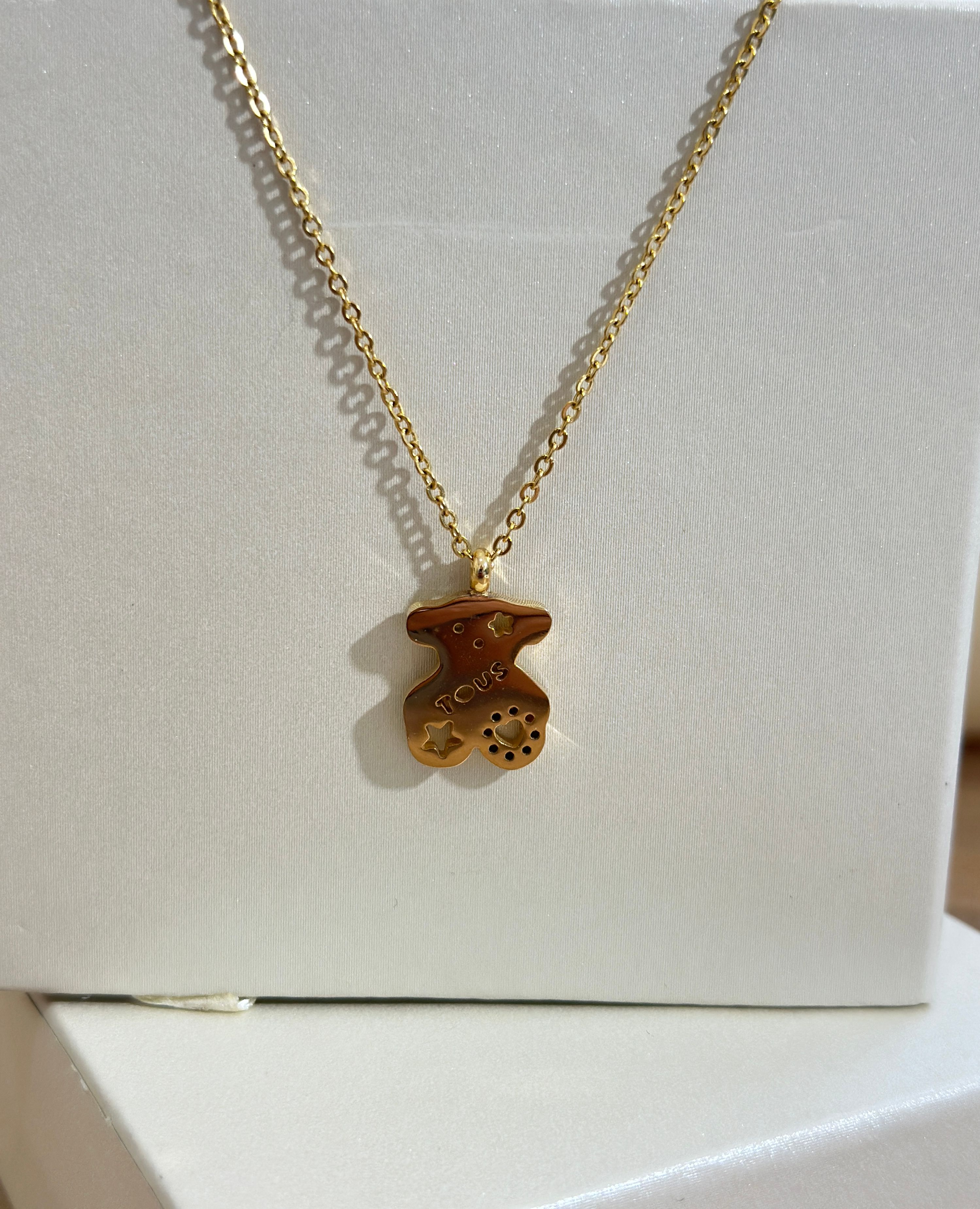 Cadena de acero con dijes oso enchapado en oro - Código K521