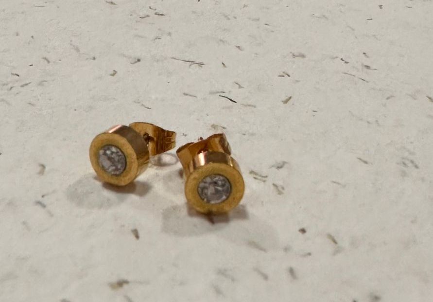 Aro acero enchapado con circon - Código K139