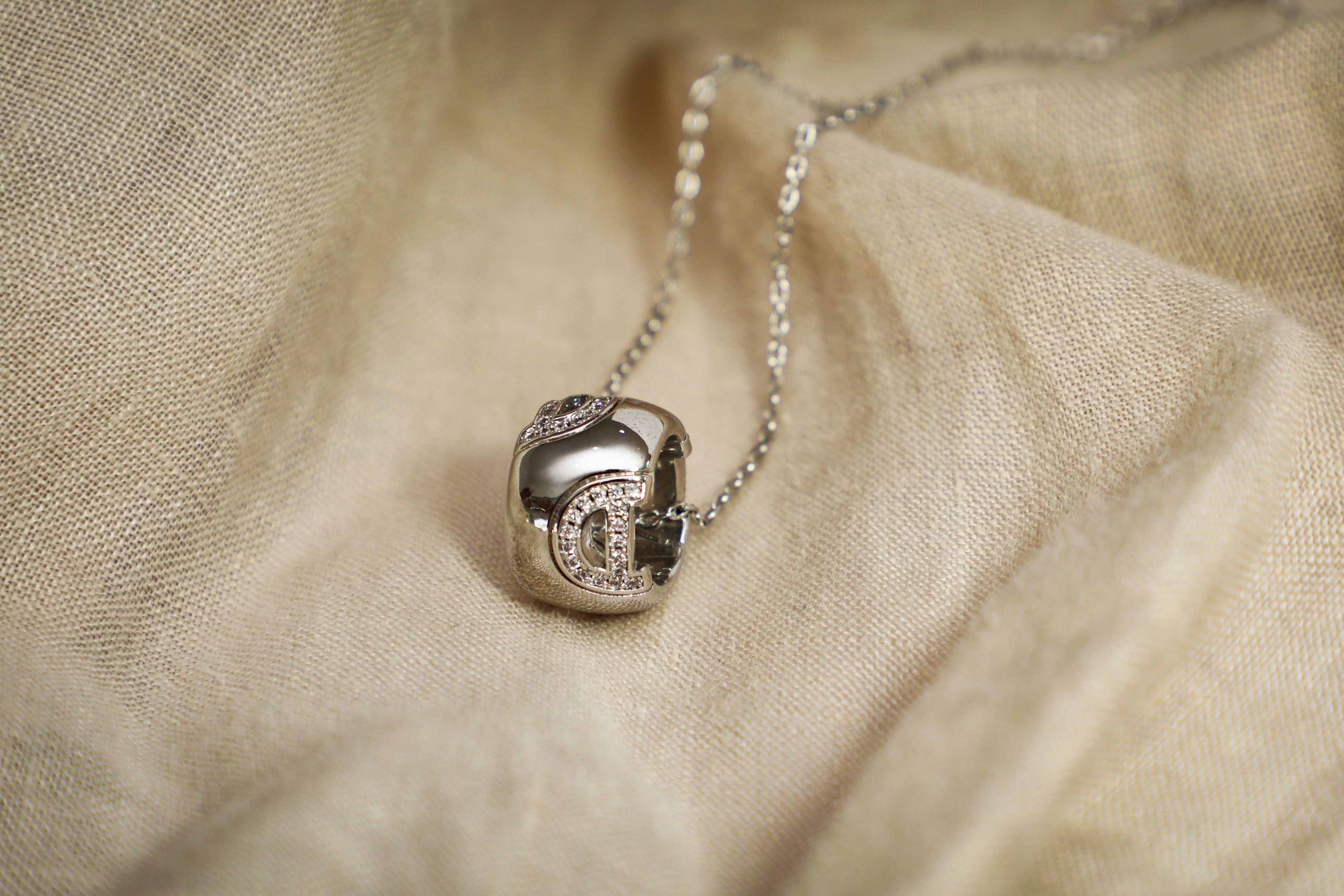 Cadena de acero con dije  - Código K216