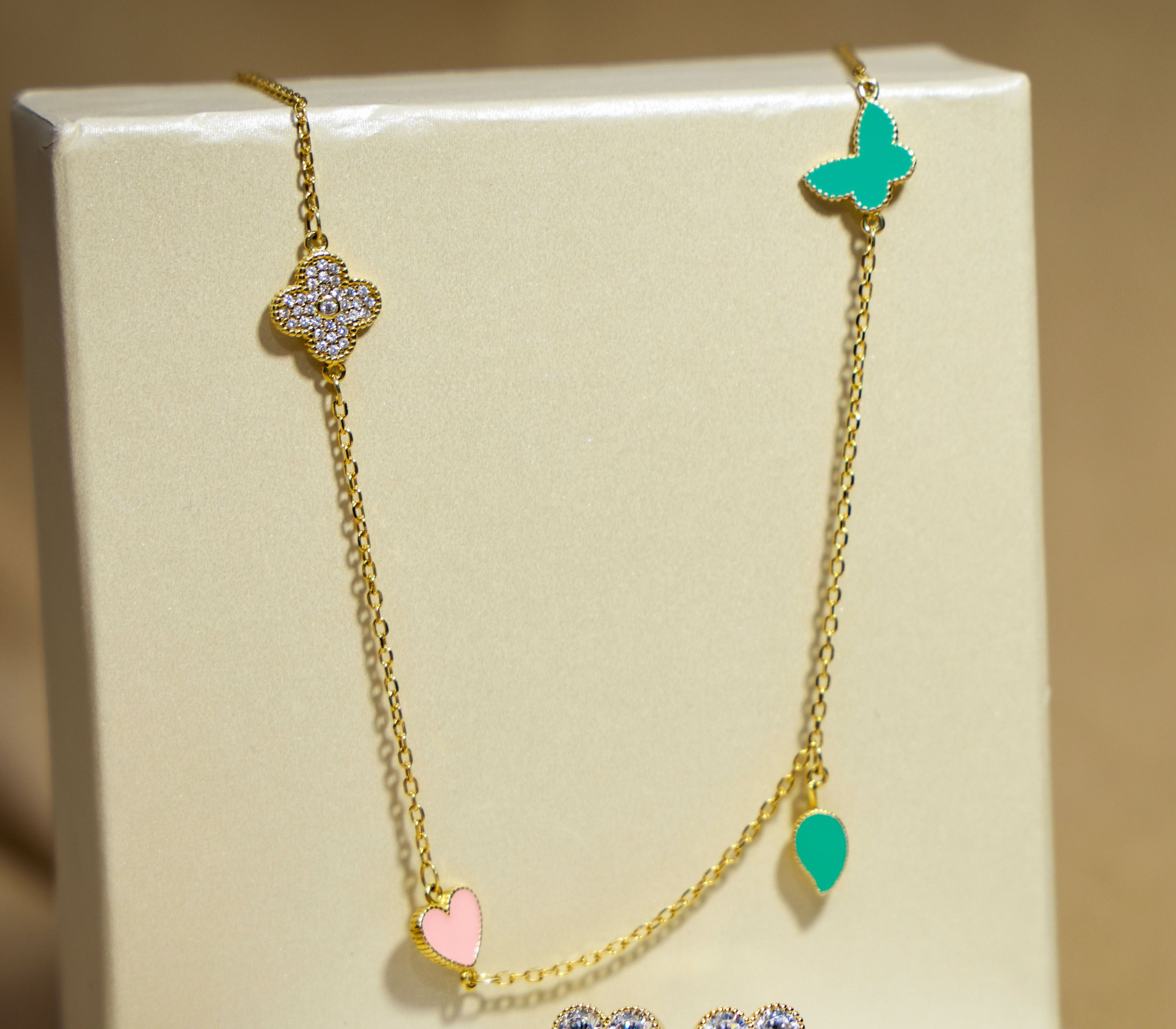 Cadena de acero con dijes de colores - Código K404