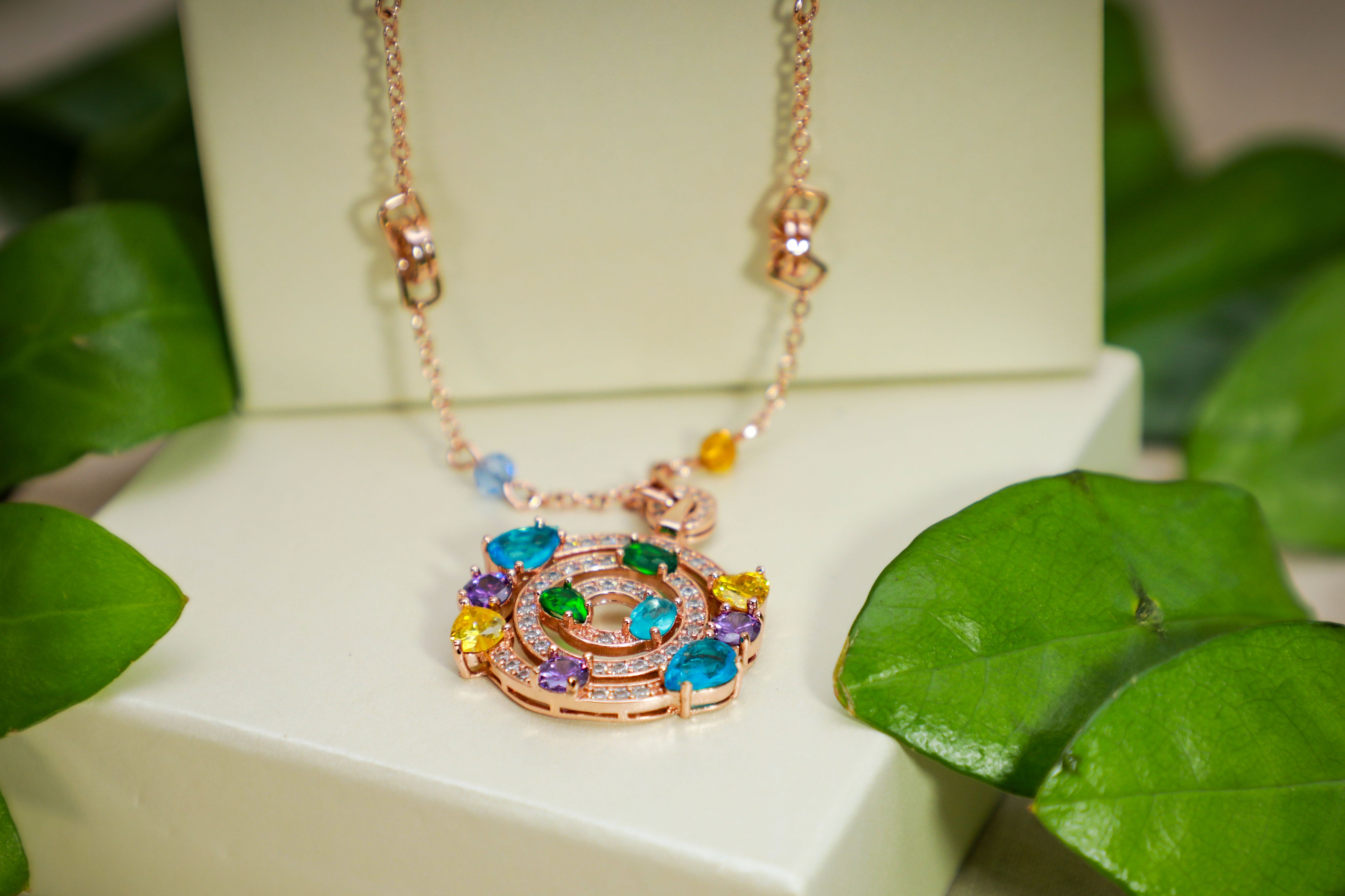 Cadena de acero con piedras de colores - Código K001
