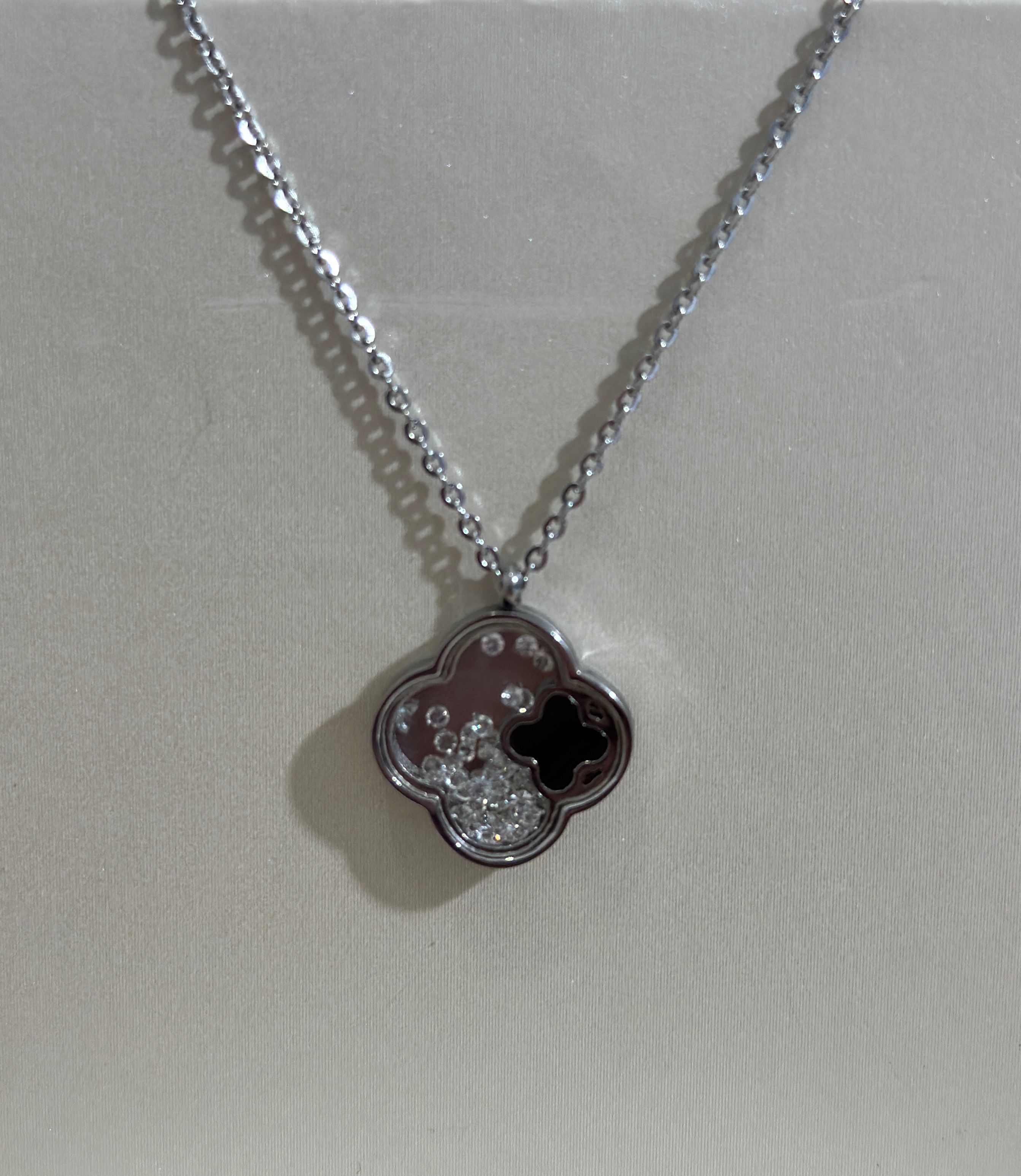 Cadena de acero con dije chopard - Código K429