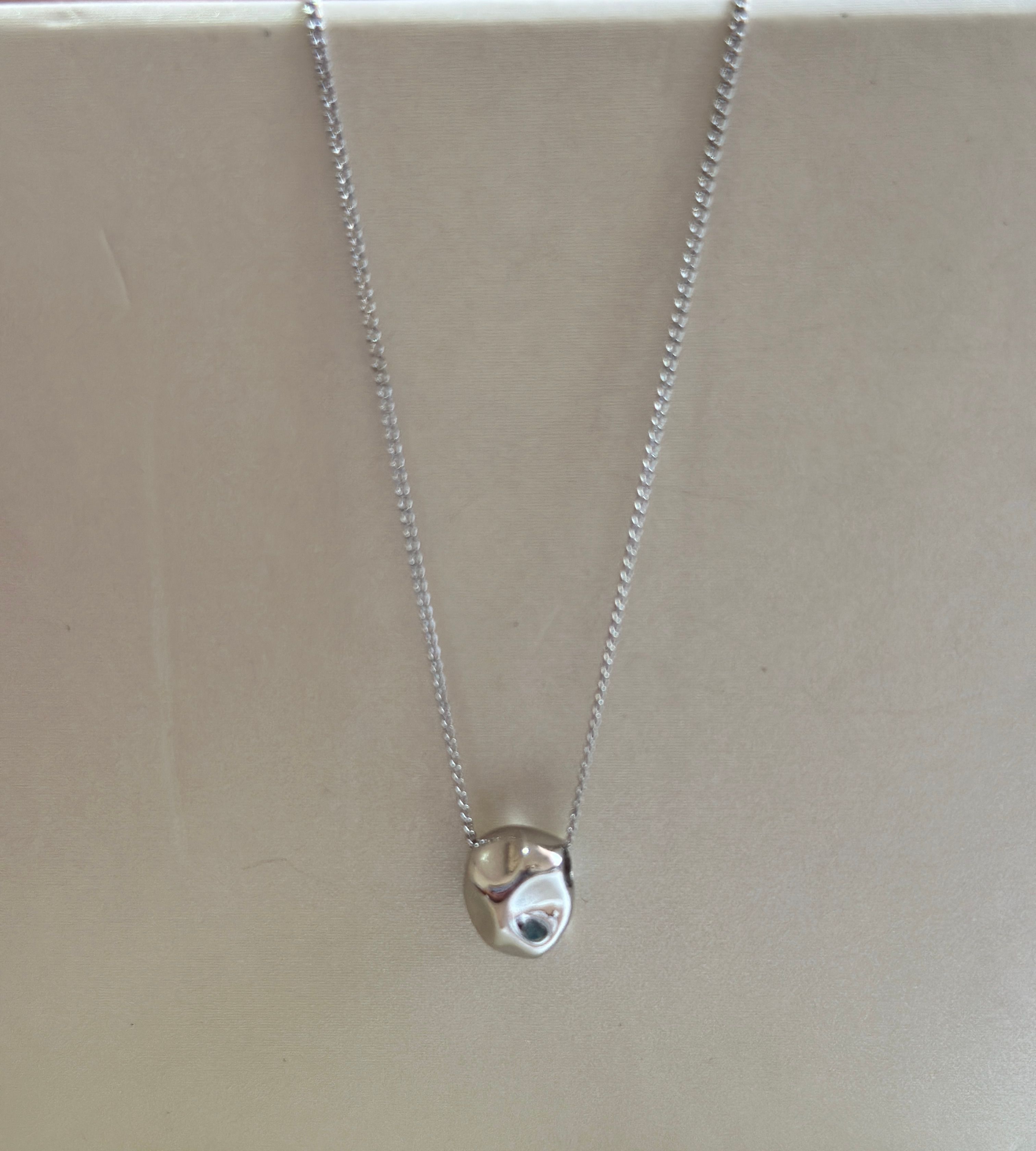 Cadena de plata 925 rodinado con mundito facetado  - Código K529