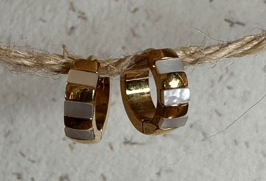 Aro argolla de acero enchapado con nacar - Código K140