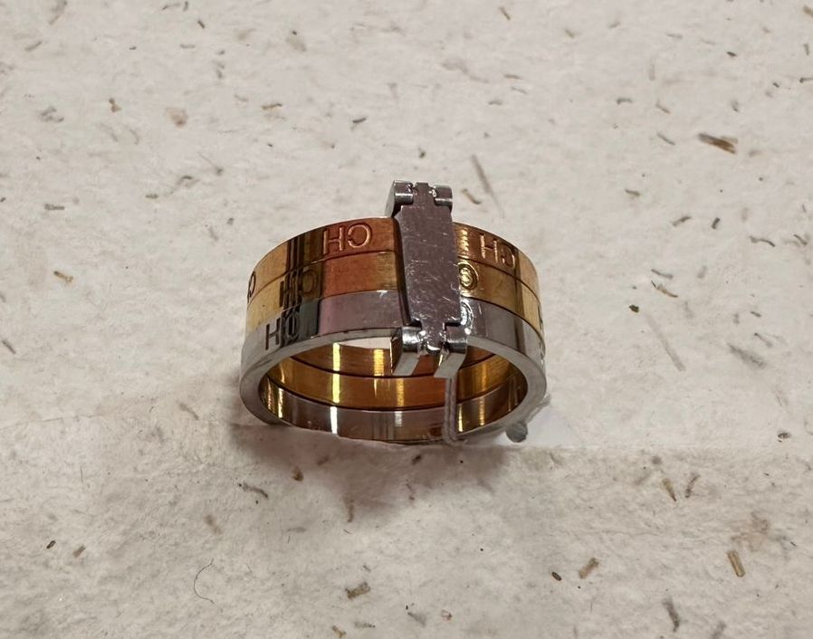 Anillo acero enchapado en oro 3 colores - Código K679