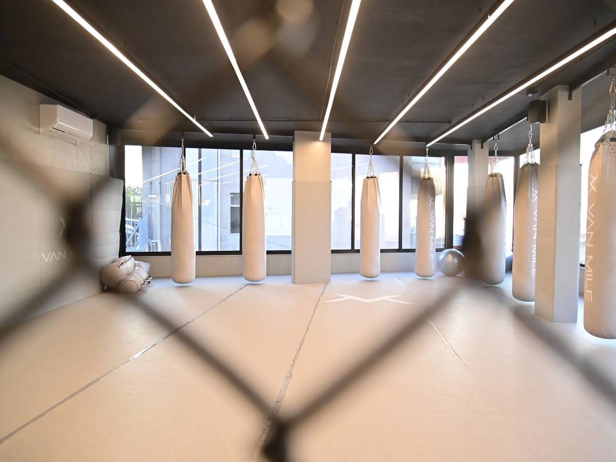 Mat Arena with heavy bags