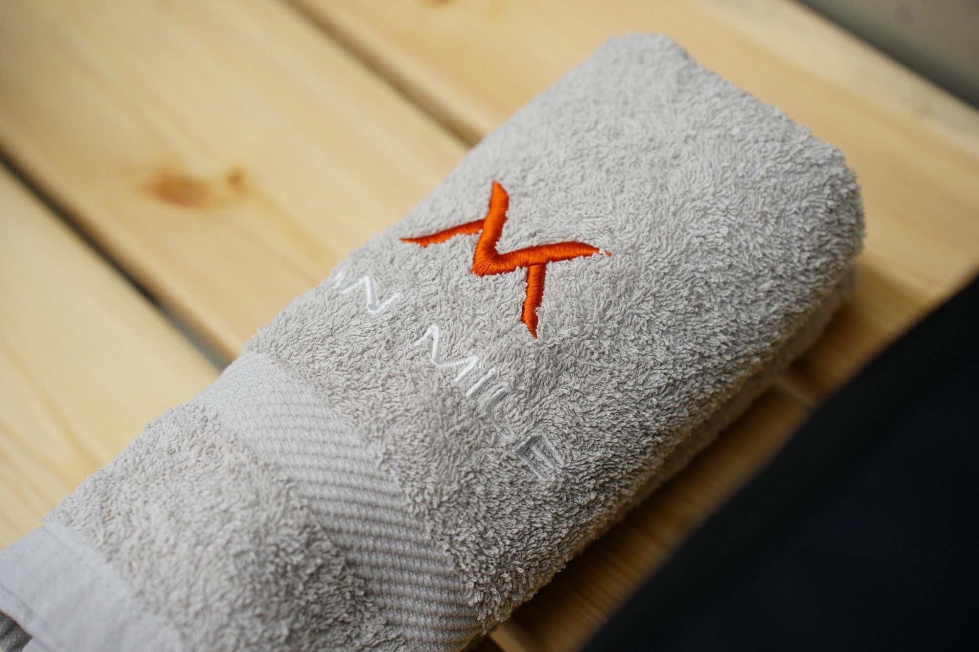 Complimentary VAN MILE towel