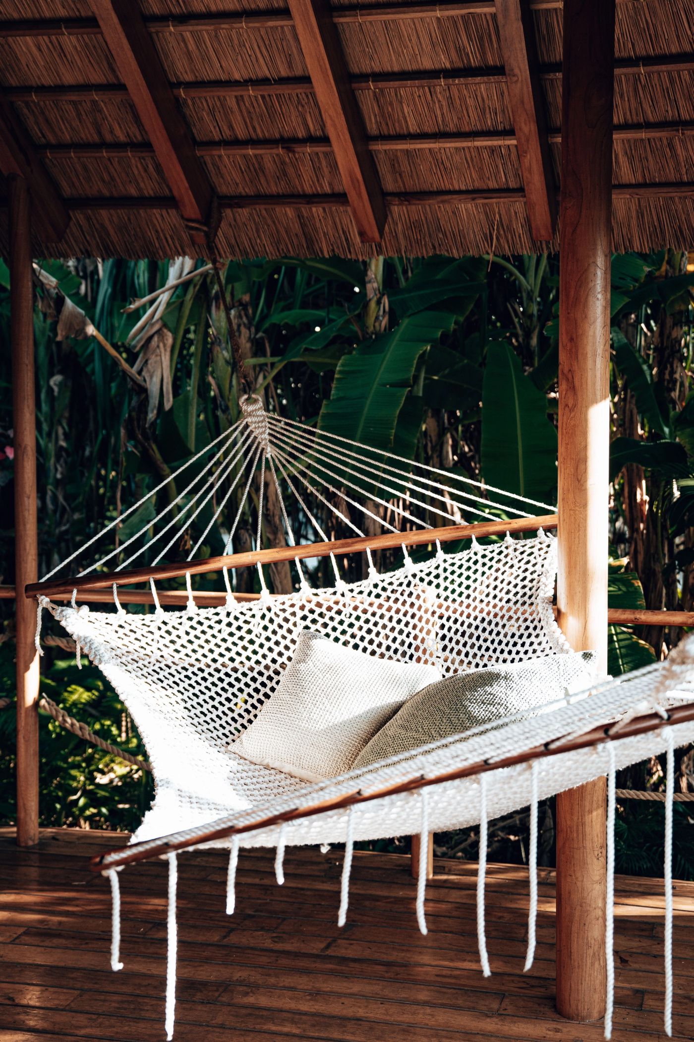 Luxury tropical accommodations in Panama surrounded by lush greenery and natural scenery.