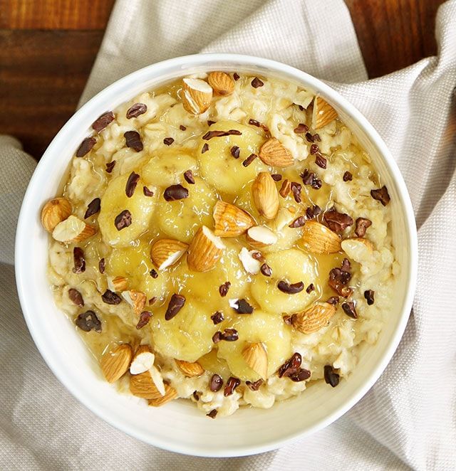 Banana, almond and honey energy porridge