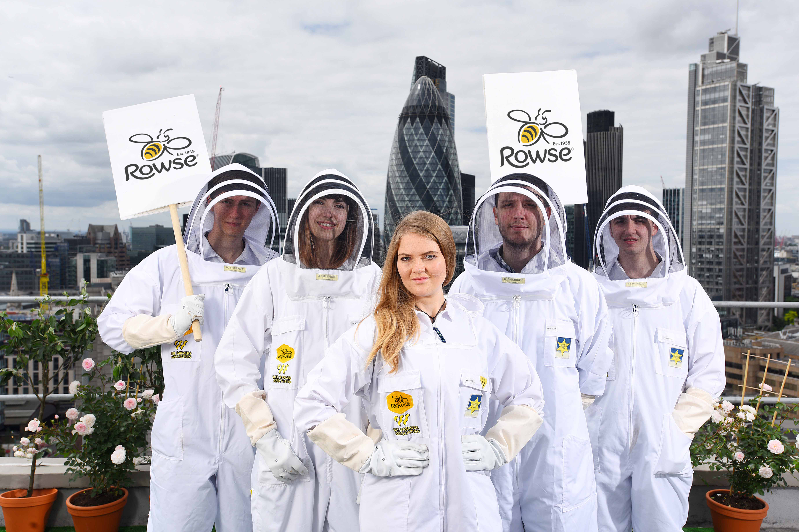 Tinder of Bees” connects farmers with beekeepers - Future Farming