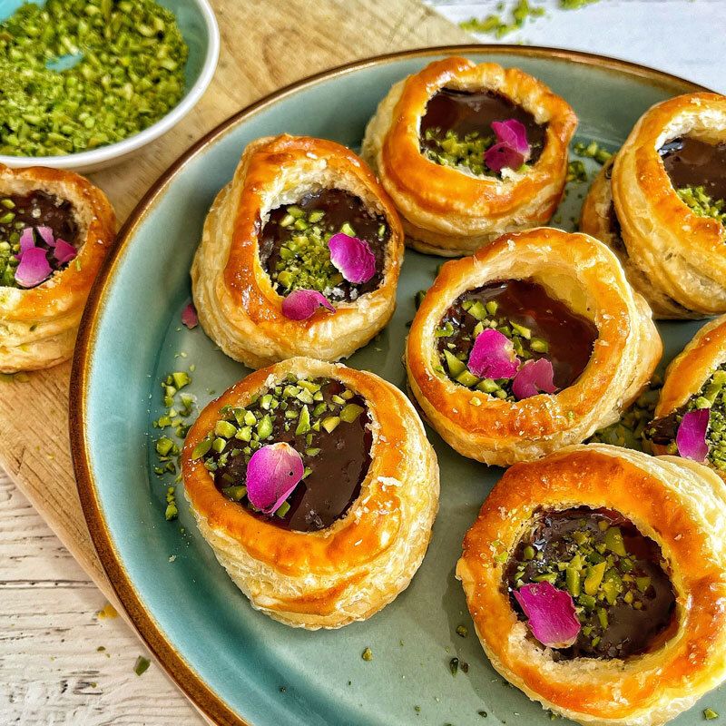 Honey, Cocoa and Pistachio Puffs