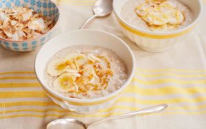 Creamy coconut and honey porridge