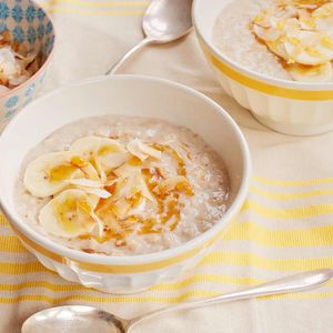 Creamy coconut and honey porridge