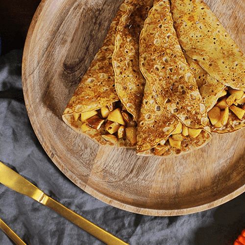 Honeyed apple and cinnamon crepes