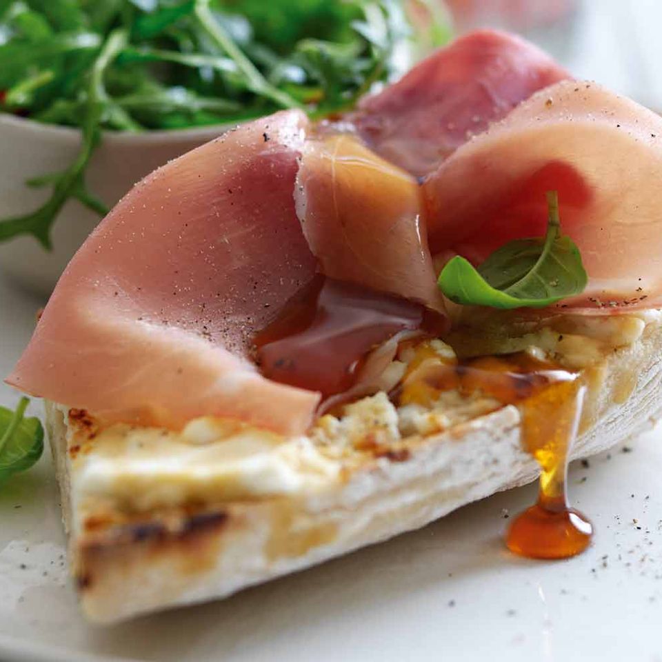 Goat’s cheese and Italian honey ciabatta with parma ham