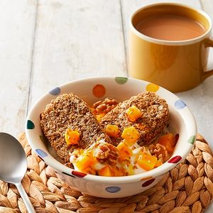 Go Mango A Bix - Weetabix, mango and Rowse honey