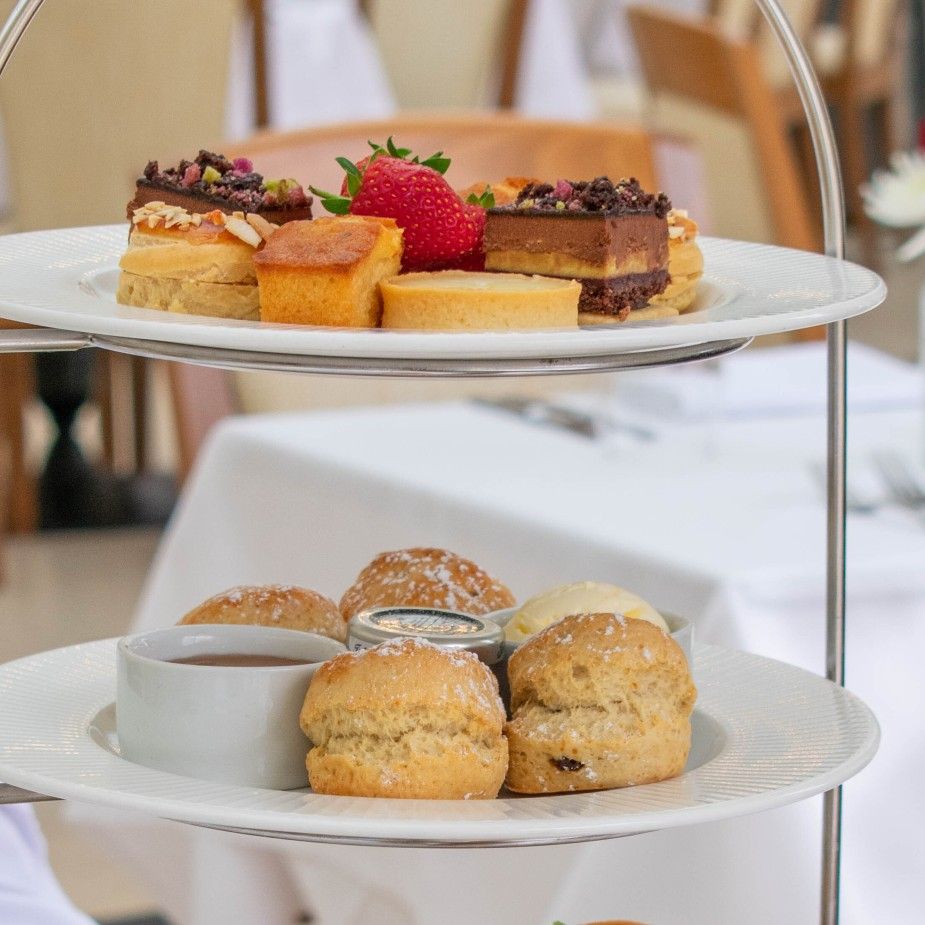 Rowse Honey and Lavender Afternoon Tea Cakes