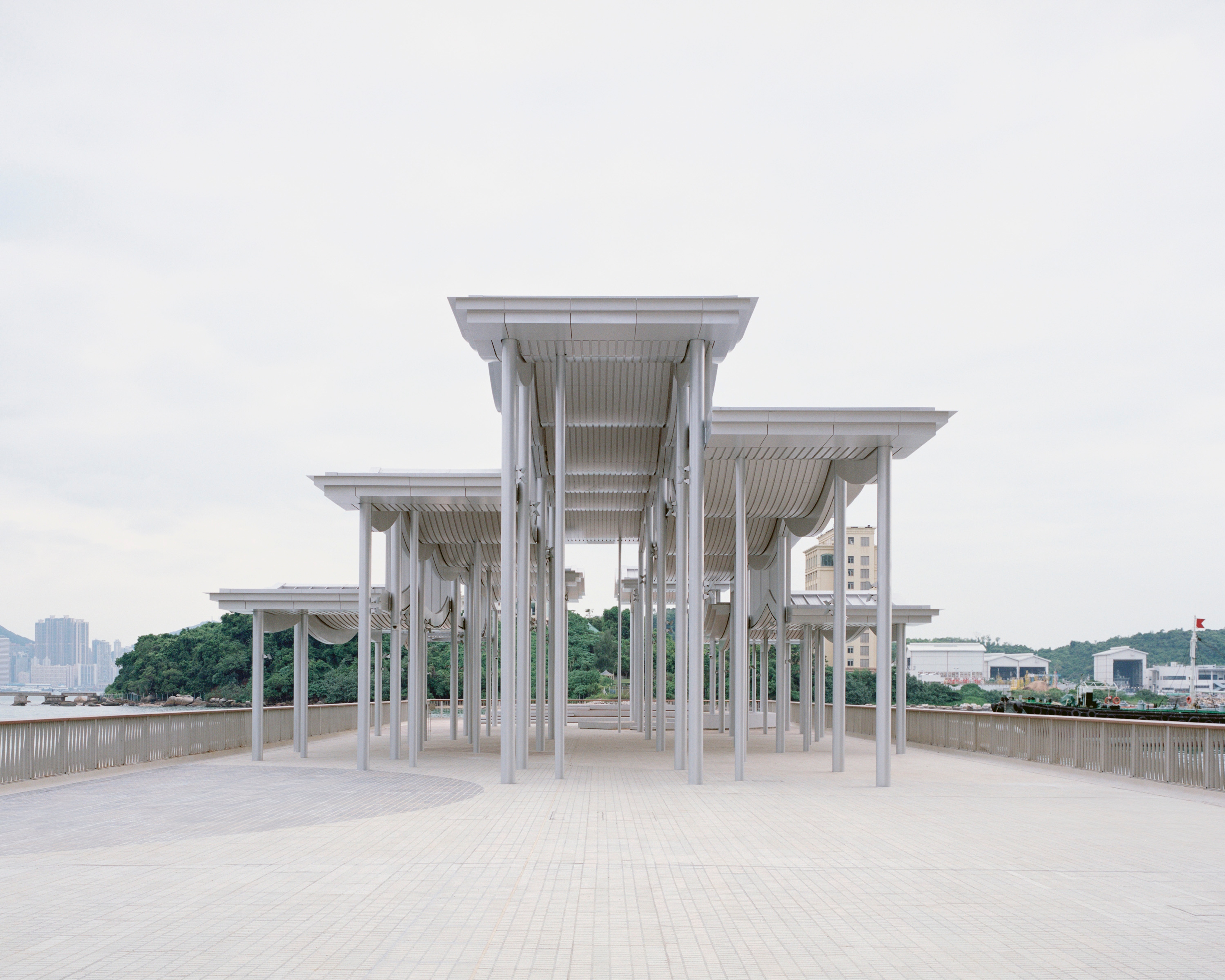 Pier canopy entrance with stepped roof profile