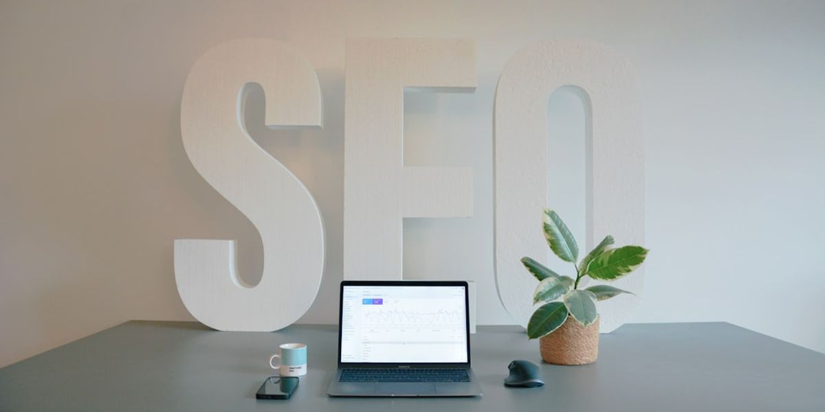 SEO B2B là gì? Hướng dẫn thực chiến cho doanh nghiệp 2024
