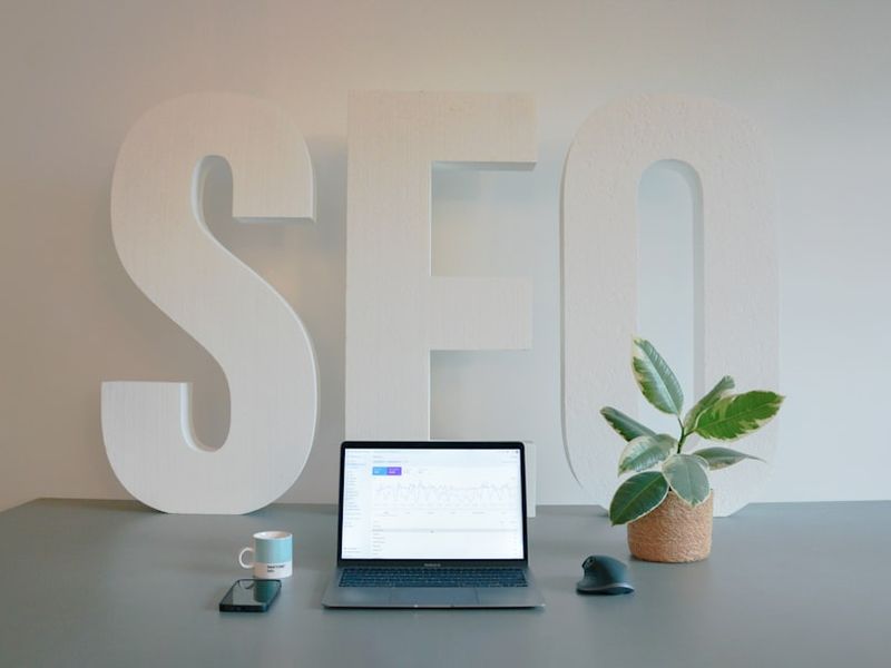 SEO B2B là gì? Hướng dẫn thực chiến cho doanh nghiệp 2024
