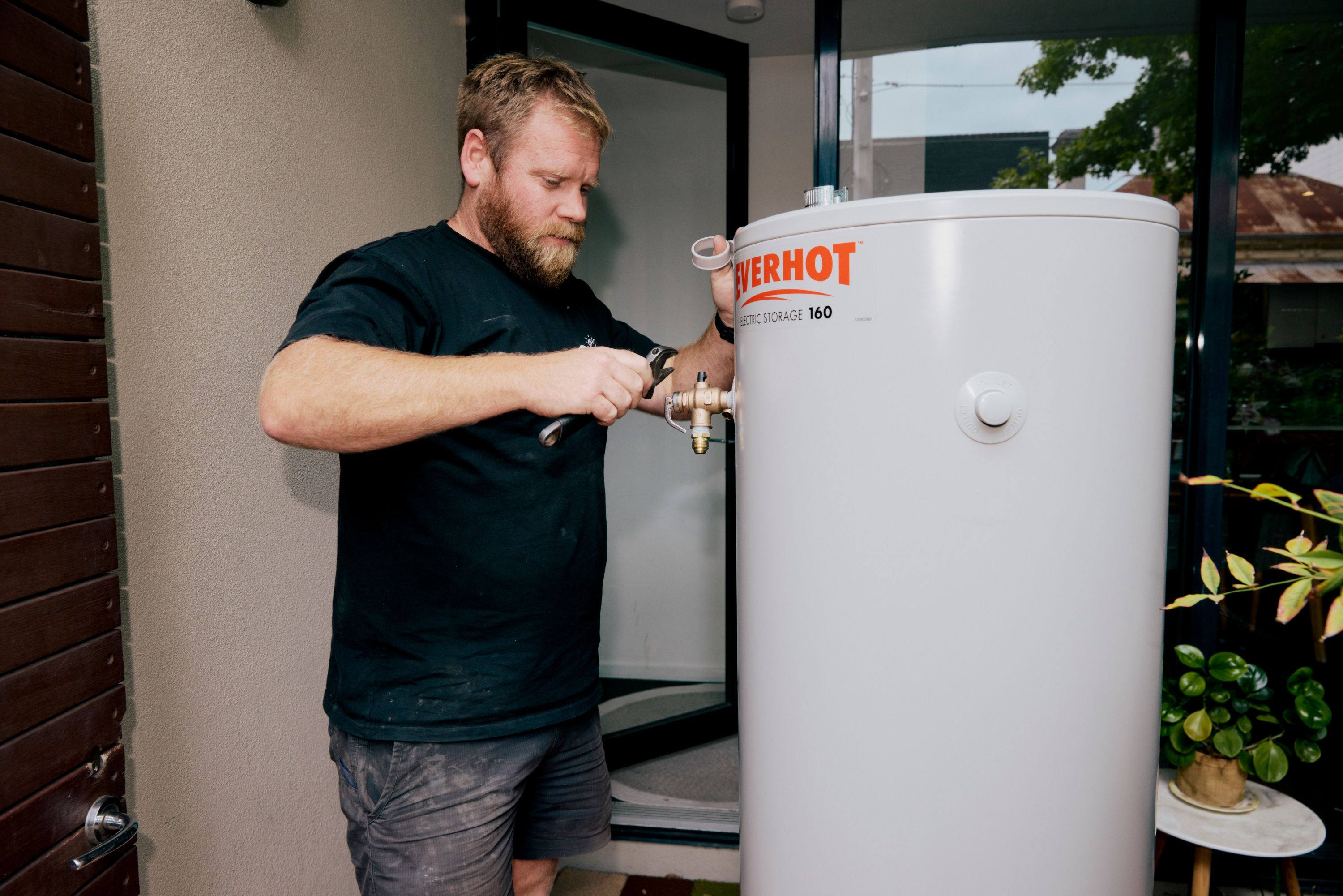 Common Causes & Fast Fixes When Your Hot Water Disappears