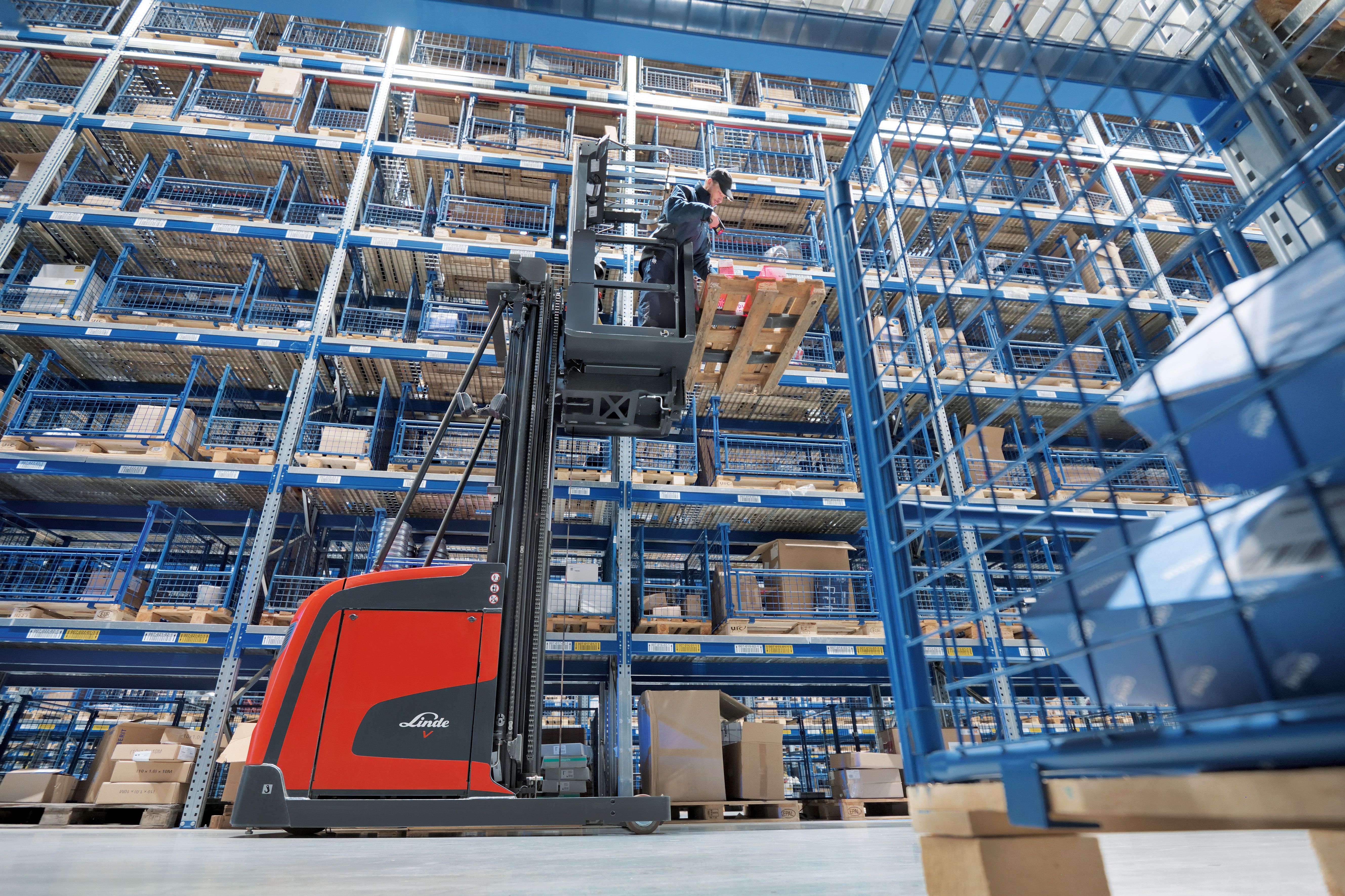 Machines / Linde V08, V10, V-Modular | Hesselberg