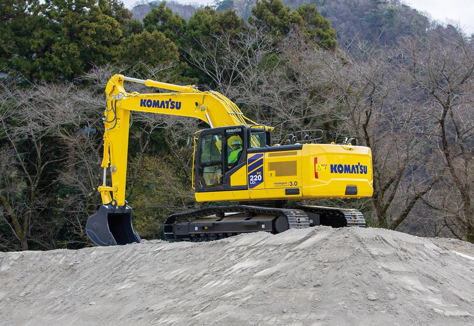 Få med deg den nye teknologien rundt Komatsu PC220LC og LCi | Hesselberg