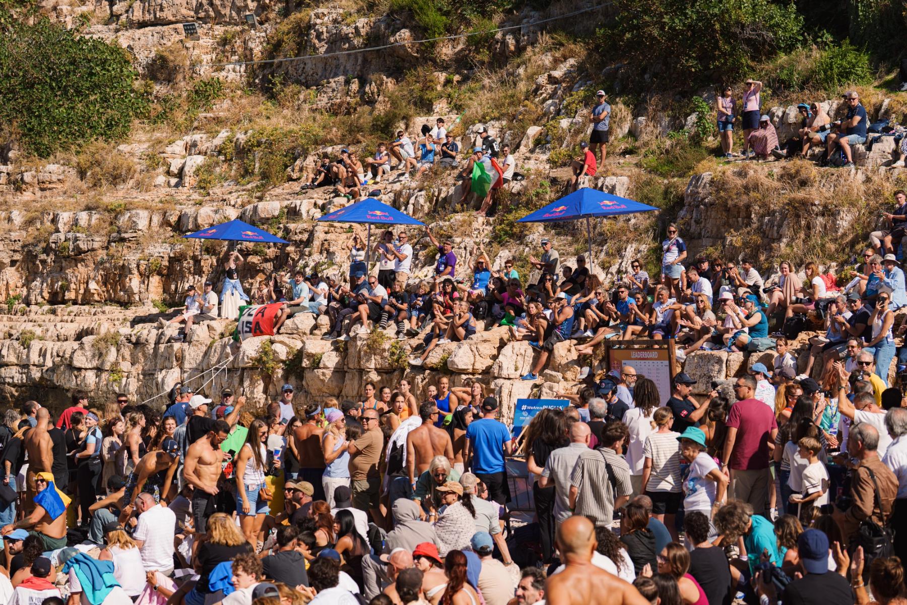 CLIFF DIVING