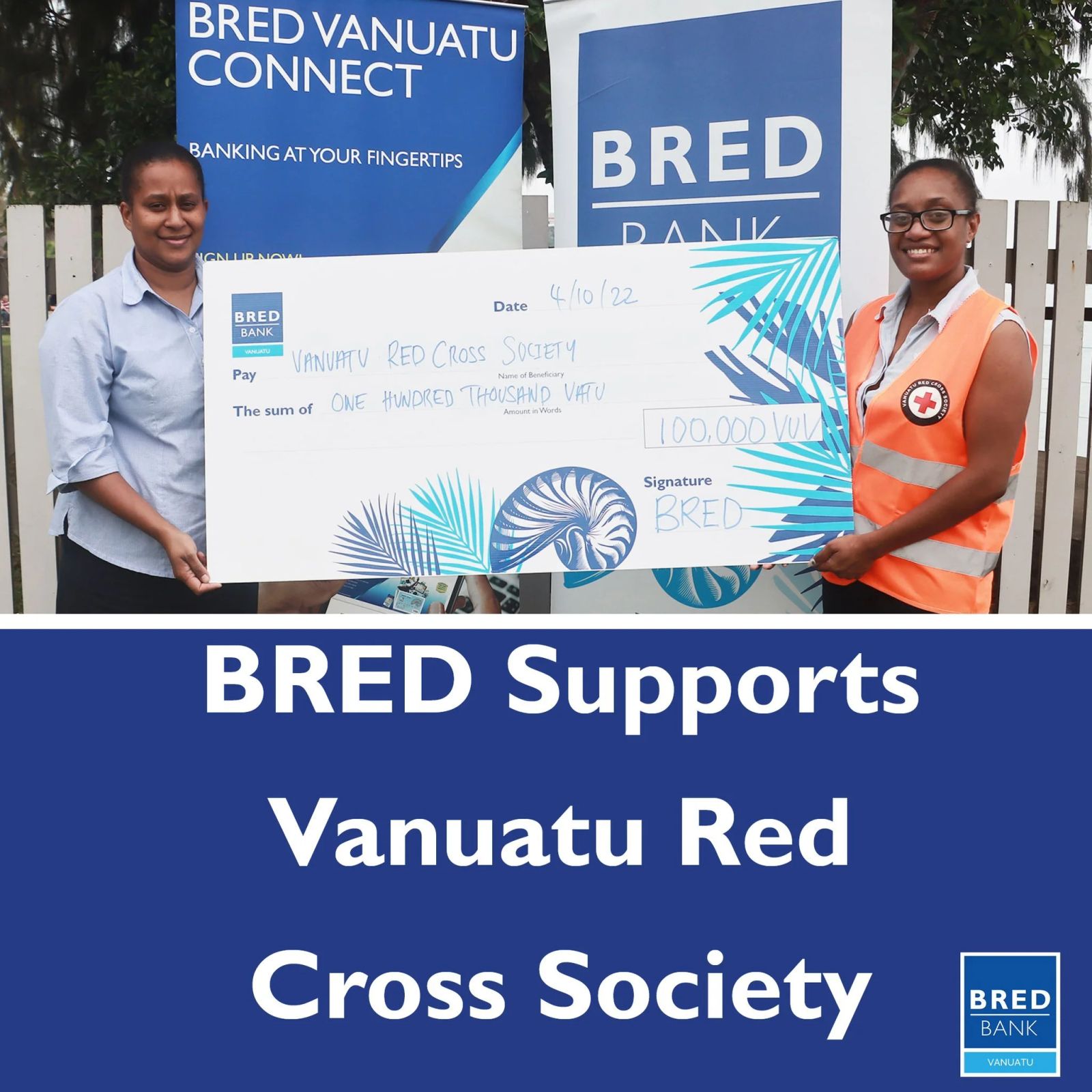 Retail Back office (RBO) officer 𝗠𝗿𝘀. 𝗦𝘆𝗹𝘃𝗶𝗲 𝗠𝗼𝗹𝗯𝗮𝗵 with the cheque handover of 100,000VT to 𝗠𝗶𝘀𝘀 𝗝𝗮𝗺𝗶𝗹𝗮 𝗦𝗲𝘀𝗲 (Resource Mobilization Coordinator – Vanuatu Red Cross Society)
