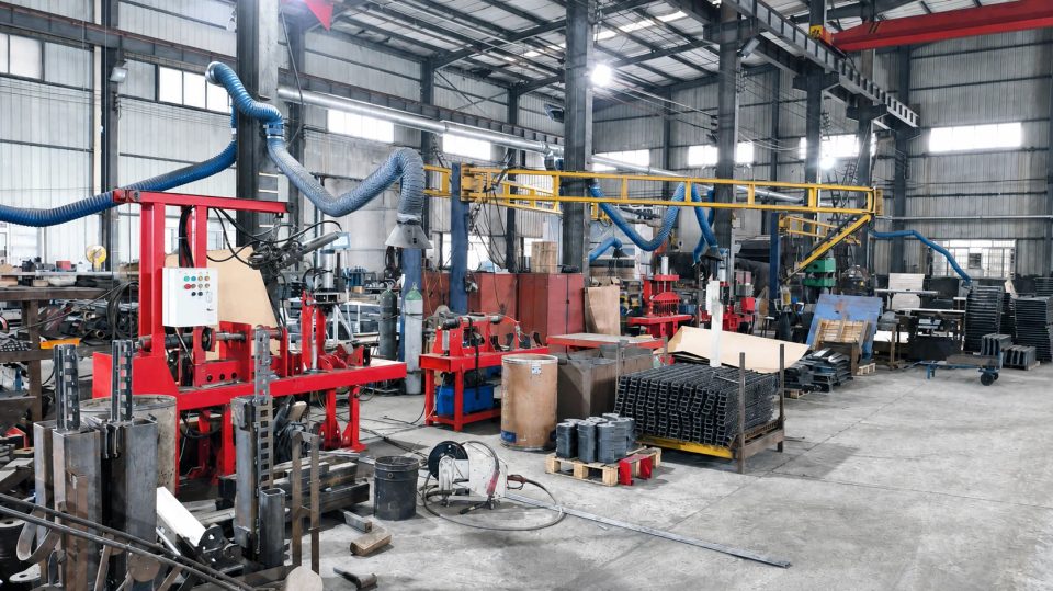 Production equipment shown in BAOHUA factory materials