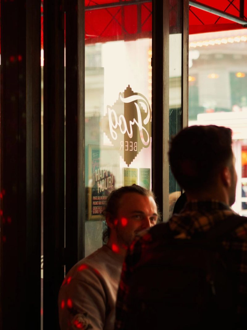 Paris Bar Crypto