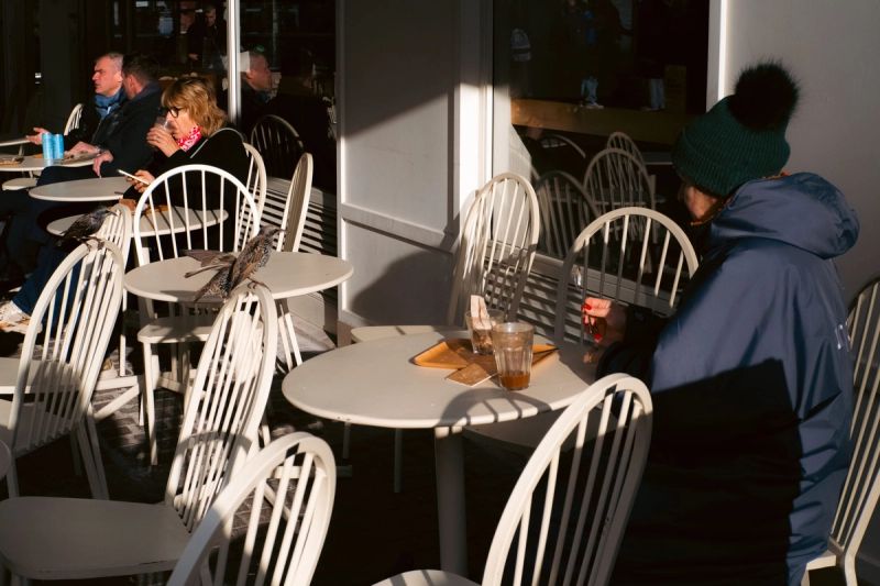 Café à Châtelet, enchanté