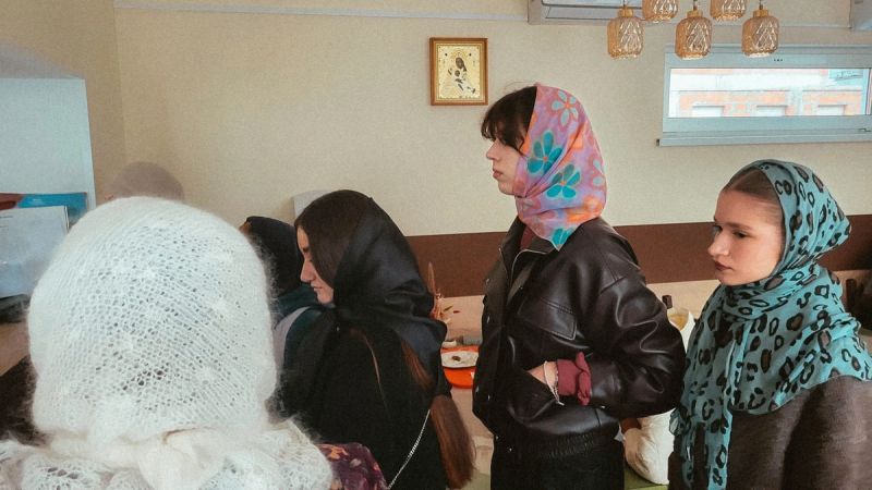 Women in a church's cafeteria — Moscow, Russia