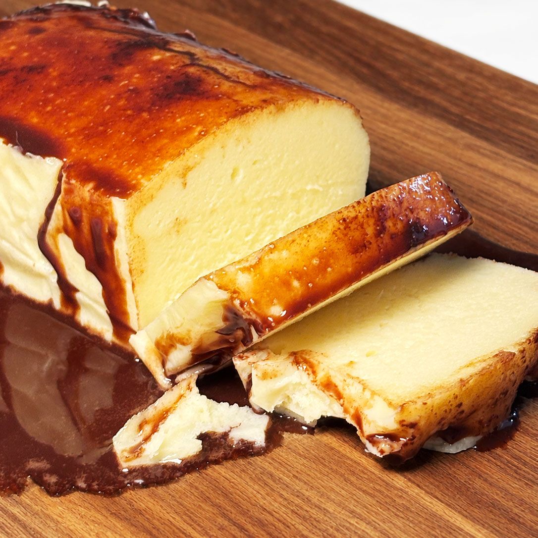 Chocolate-Drizzled Cheesecake