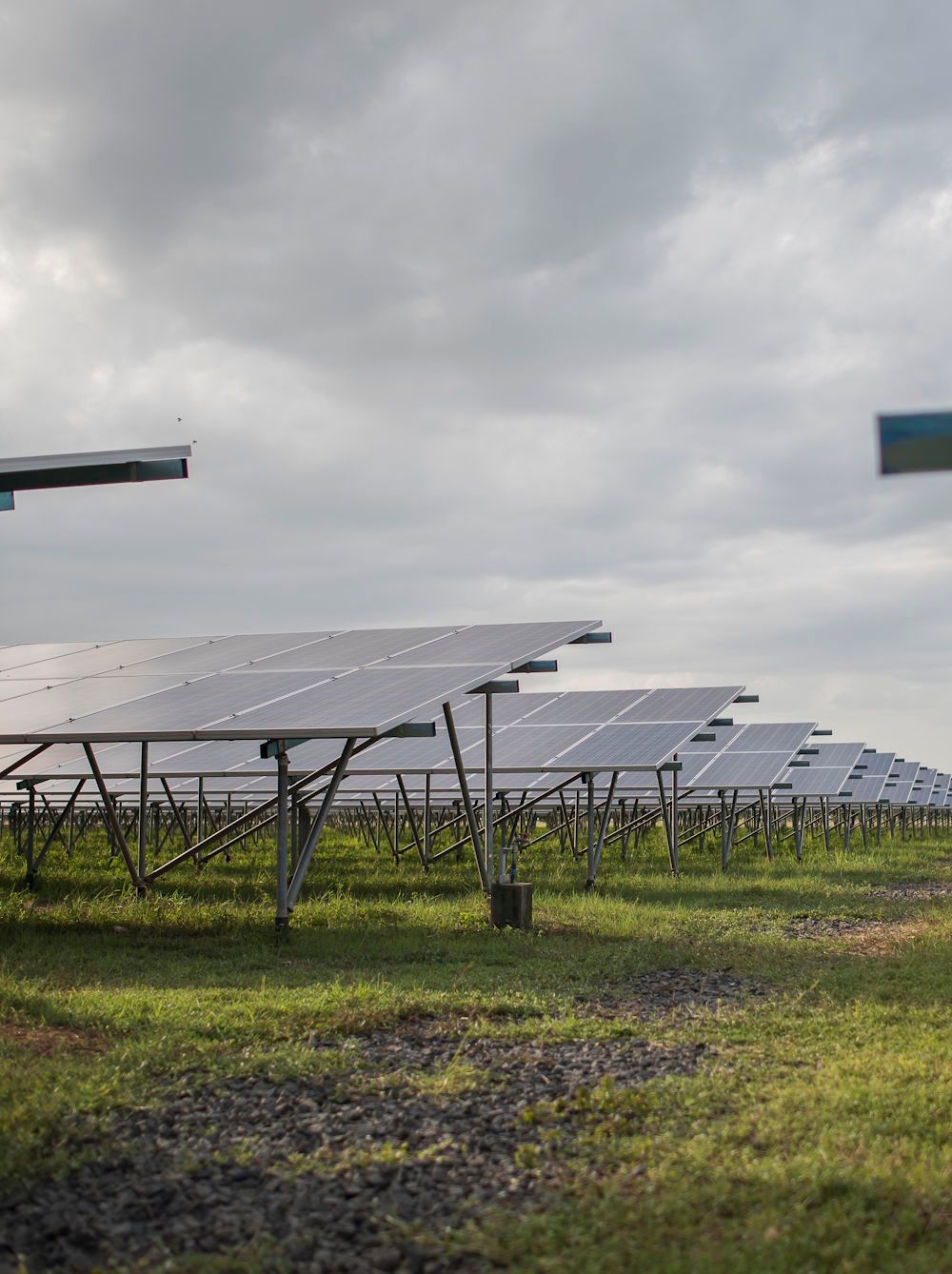 solar steel supplier