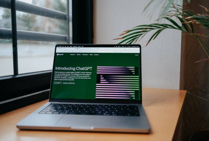 How to classify blogs using OpenAI API with GPT-4