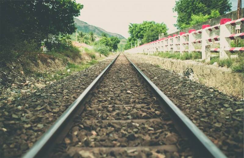 A Take on Empowering ActiveRecord