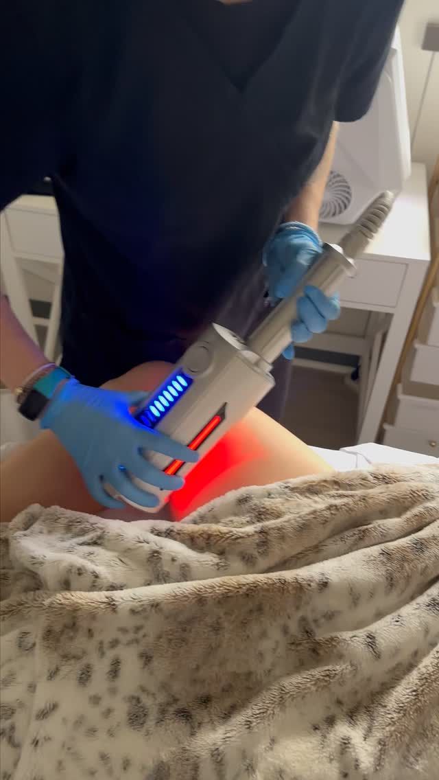 ✨ Endomassage — time to reset your body

This gentle, technology-assisted treatment helps release tension, improve circulation, and support natural body contouring.
You’ll feel lighter, more relaxed, and deeply refreshed — both physically and mentally.

Perfect if you’re looking to:
• reduce puffiness
• improve skin texture
• relieve stress and tension
• feel energized and balanced

A moment of calm your body truly deserves 🤍
💌 DM us to book your session