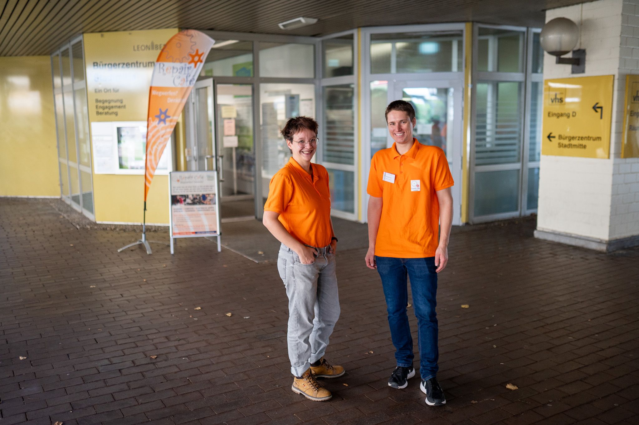 Roxane und Alex am Repair Café