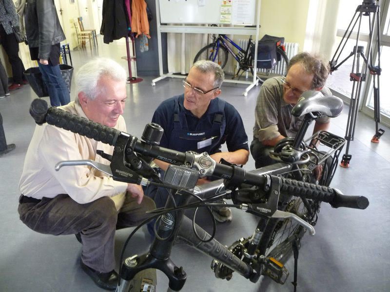 ex-ob-schuler-repair-cafe