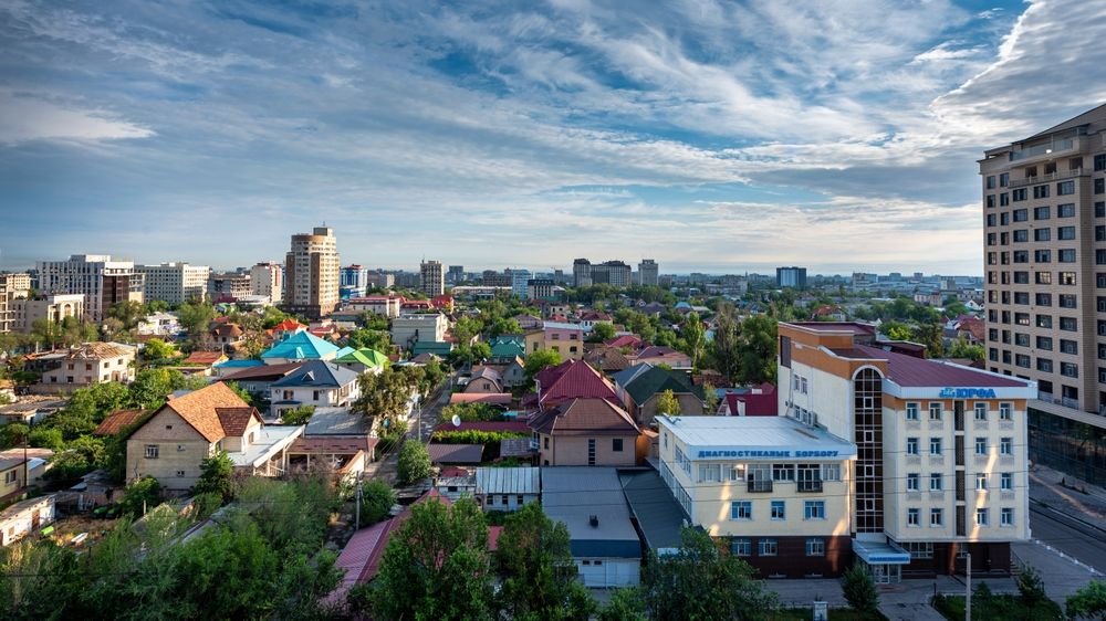 Kyrgyzstan Suspends Russian Citizenship Applications After Surge in Demand