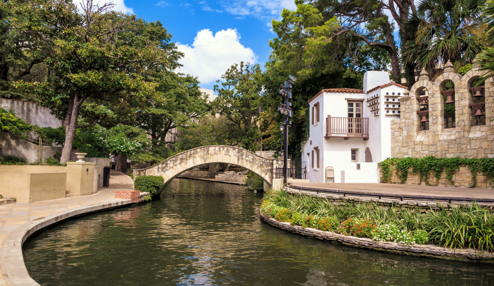 Why Bus to San Antonio? Hitch Rides as Low as 19 One Way