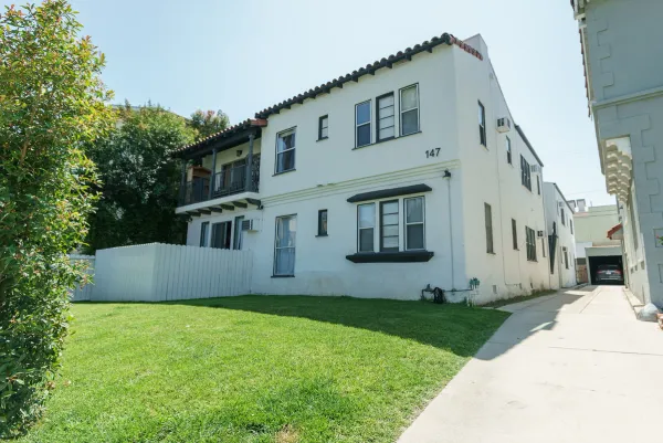 147 N. Hamilton Dr.